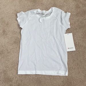 Women’s Lululemon swiftly tech race shirt white NWT